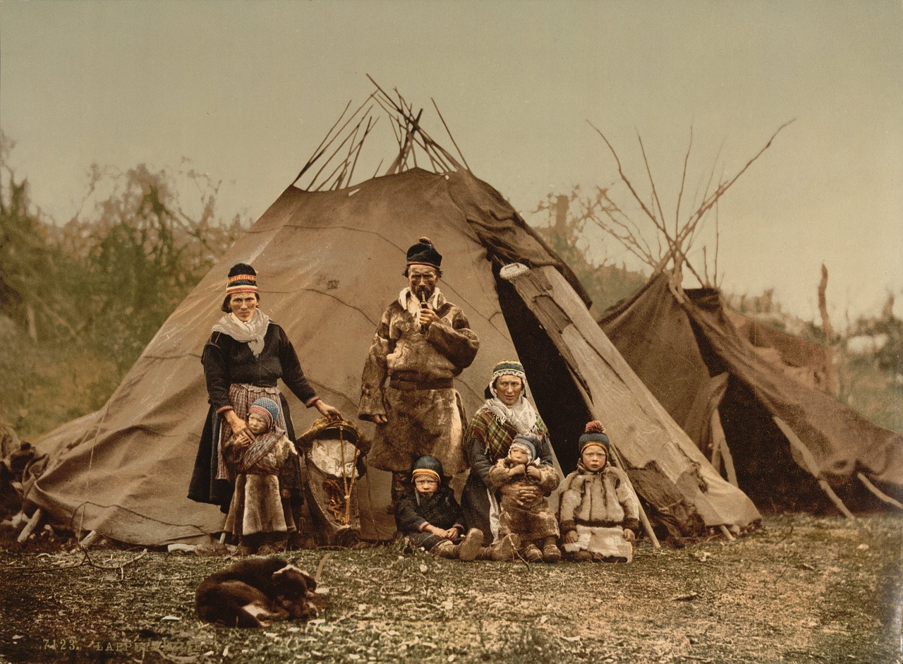 “Save a Wolf – Shoot a Sami”: The justification of the colonization of Sápmi